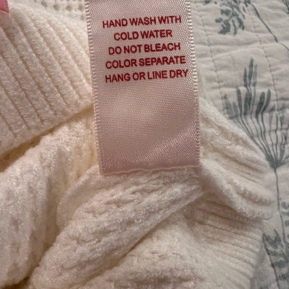 New with Tags So Me Short Sleeve Bow Sweater Size M - Picture 6 of 6